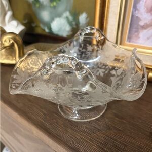 Clear Etched Glass Decorative Pedestal Bowl - Clear
